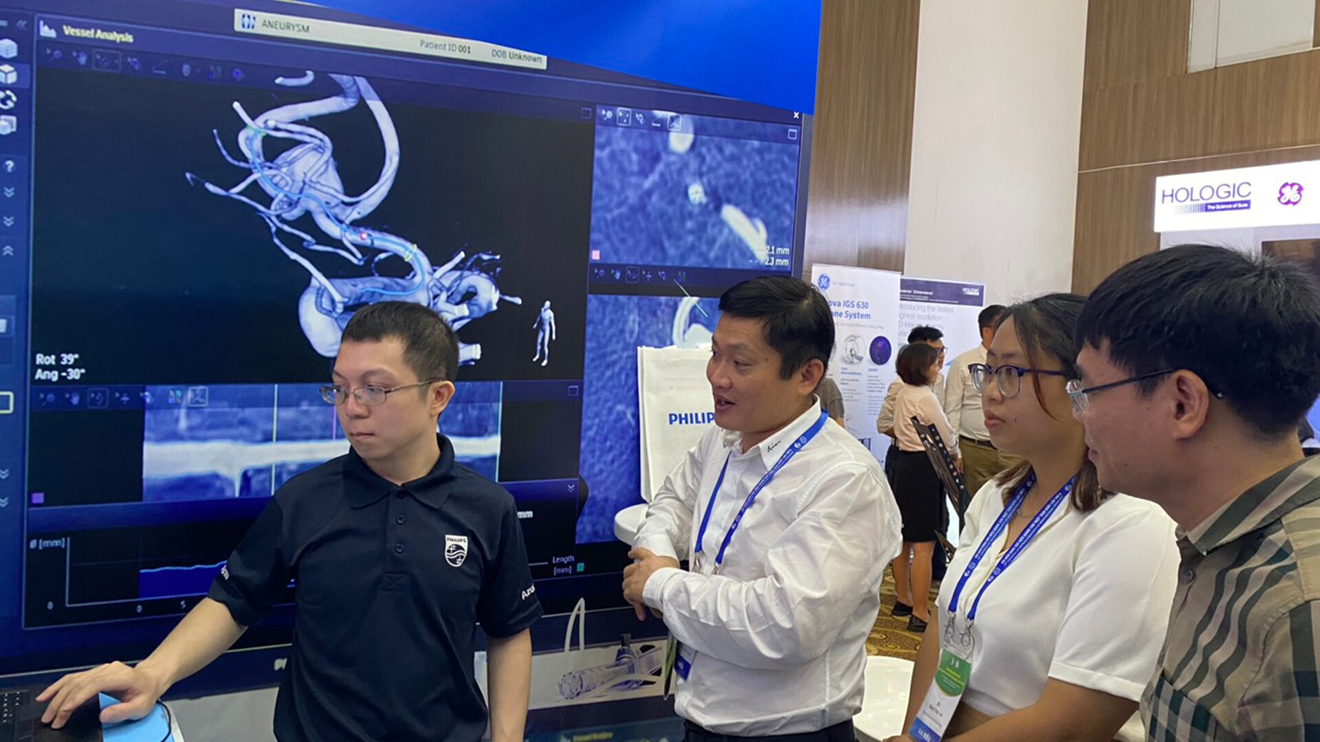 Philips giới thiệu giải pháp can thiệp tại hội nghị điện quang can thiệp toàn quốc 2023